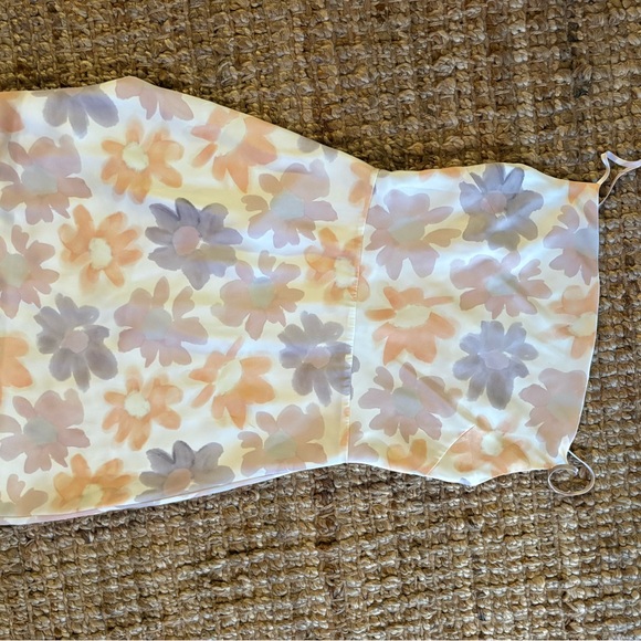 Sunday Best Spencer floral satin mini dress - Picture 4 of 8